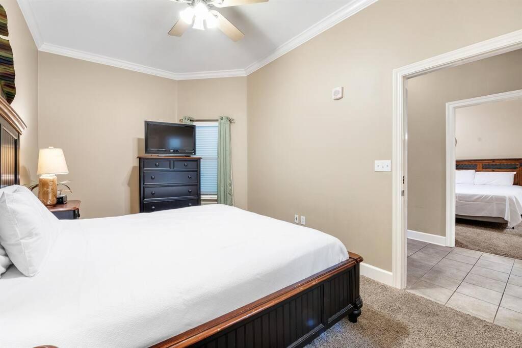 Phoenix West - 2207 - High-End Luxury Beachfront 오렌지 비치 외부 사진